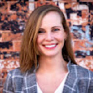 Meet your Posher, Caitlin